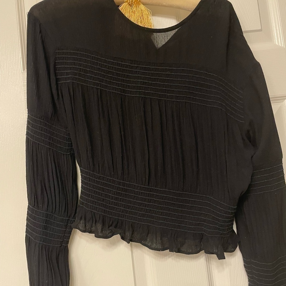 New - RUCHED RUFFLED BLOUSE